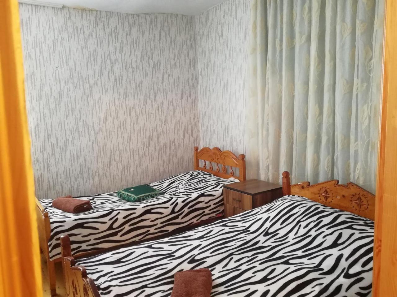 Nora'S Guesthouse Zhabeshi Esterno foto